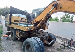 بیل مکانیکی ۹۱۲