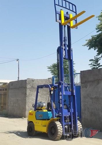 لیفتراک ۳تن آریا موتورنیسان