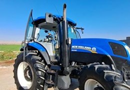 تراکتور نیوهلند T6090
