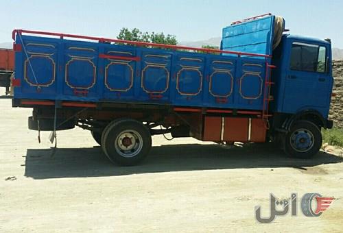 خاور 813