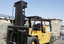لیفتراک 15 تن کاترپیلار