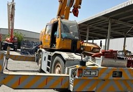 جرثقیل ۲۵ تن تادانو مدل ۹۷و ۹۸