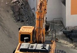 بیل مکانیکی هیوندا ۲۲۰ کارکرد ۳۰۰۰ ساعت