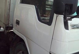 کامیونت هیوندای خالدار مدل 85