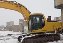 بیل مکانیکی ۲۰۰خط ۶