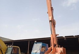 جرثقیل کاتو ۲۵ تن مدل ۹۲