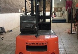 لیفتراک کوماتسو ۱ تنی