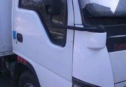 فروش و معاوضه ایسوزو به همراه کار